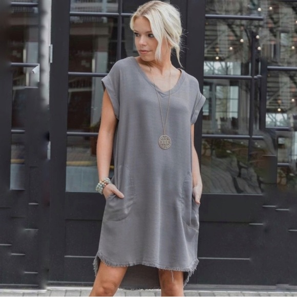 Anthropologie Cloth & Stone Grey Hi-Lo Frayed Hem Shift Dress with Pockets Boho - Picture 9 of 9